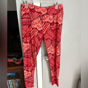 LuLaRoe Tall & Curvy Valentines Day Leggings